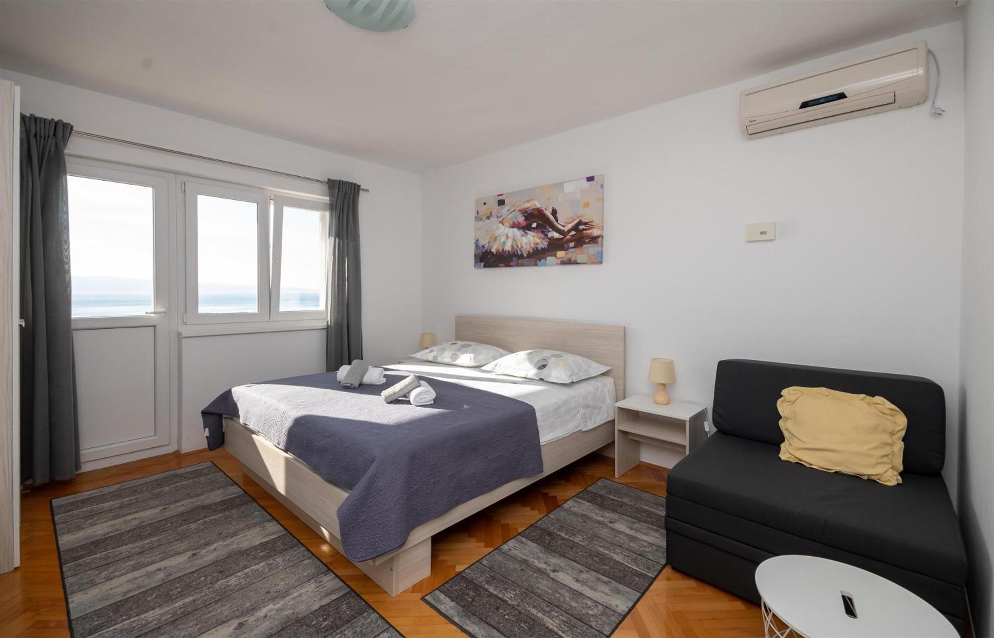 Apartments Ivan - With Parking Omiš Kültér fotó